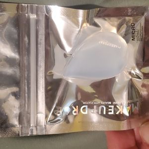 Makeup Drop Micro Beauty Applicator